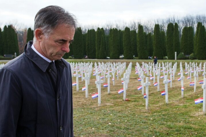 Penava neće dozvoliti Pupovcu bacanje vijenaca u Dunav. Preko ovoga mu ne može prijeći