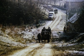 ČETNICI S PAPUKA NAPADALI ŠUMSKE RADNIKE! Specijalci se preobukli u šumare i susreli ih: Bilo je mrtvih, na poprištu ostale dvije kokarde