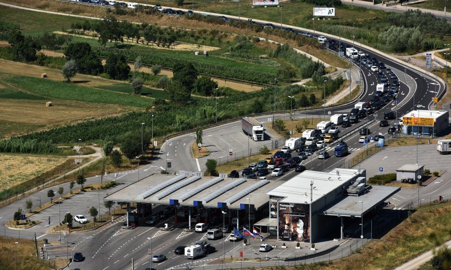 Europska unija otvara granice svim putnicima koji su potpuno cijepljeni