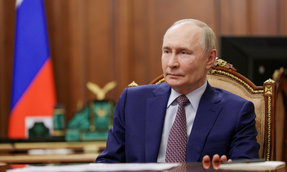 Putin: 'Obustavit ćemo vojne operacije u Pokrovsku i Kupjansku, ali...'