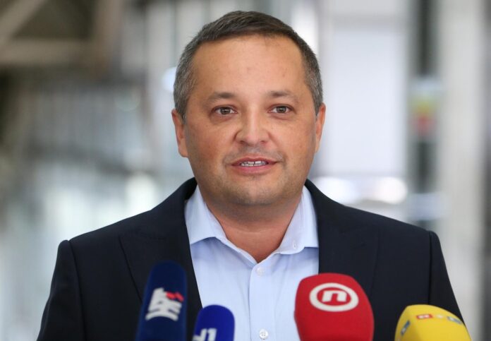 Epidemiolog Kolarić: “Lokalni stožeri imaju puno veću odgovornost. Situacija nije povoljna”