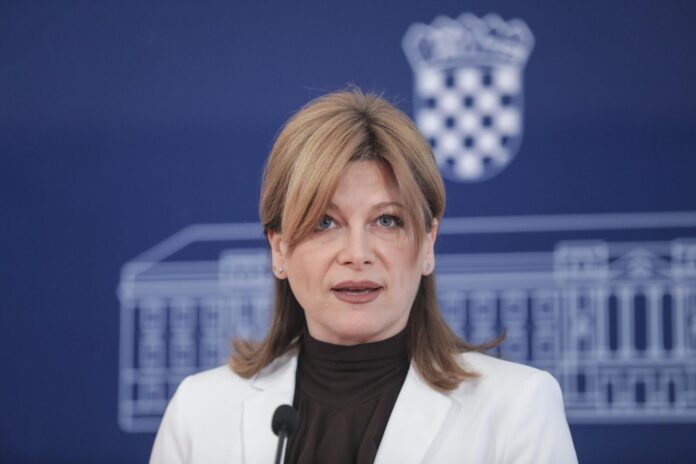 VIDOVIĆ- KRIŠTO NIKAD ŽEŠĆE UDARILA NA PRAVOSUĐE: Zbog afere Krš-Pađene prozvala Plenkovića i Pupovca!