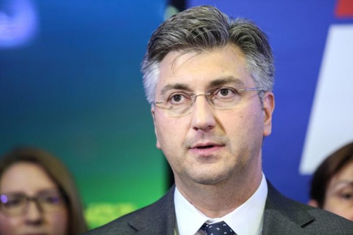 PREMIJER PLENKOVIĆ ZAGRMIO: Da ja vrijeđam poput Milanovića letjele bi bombe, i izbacili bi na nas vilama!