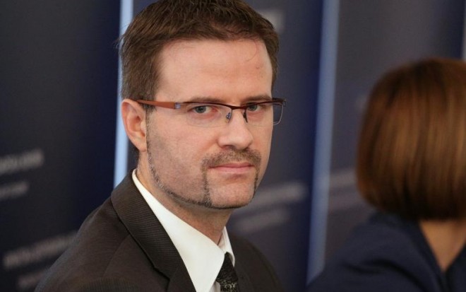 ZVONIMIR SAVIĆ KOMENTIRAO VLADIN PAKET MJERA: Evo zašto se one primjenjuju tek od 1. travnja