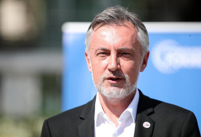 ŠKORO PORUČIO PENAVI: ‘Svatko tko je ostao s tom ekipom ili im se pridružuje i pristaje biti njihova marioneta, isti je kao i oni’
