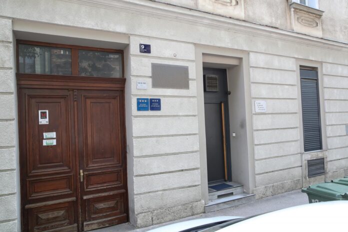 ZAVRŠIO PRETRES U SLOVENSKOJ: Oglasio se odvjetnik Dragana Kovačevića nakon njegova uhićenja!