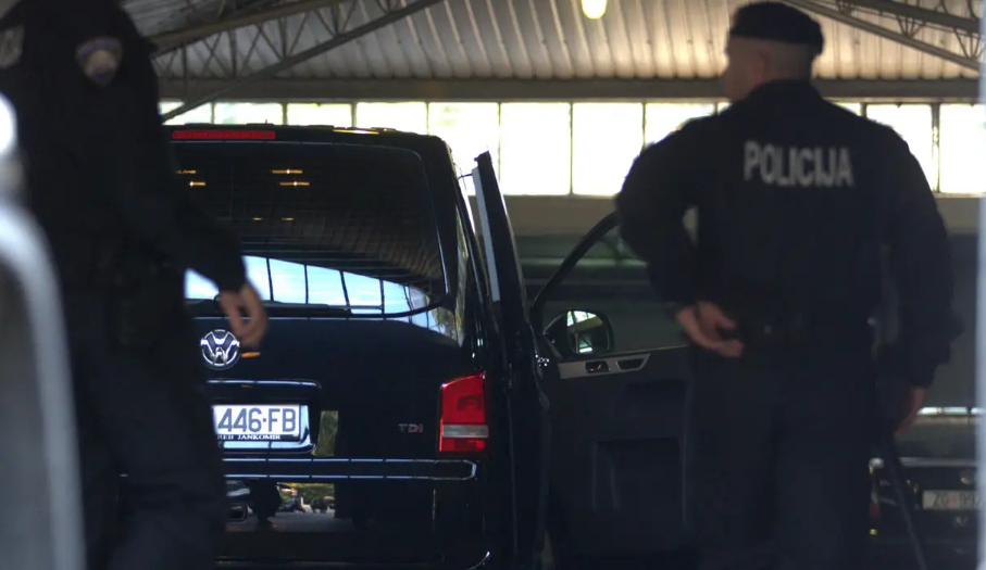 Švercali na veliko: Organizirali su prijevoz 90 tona cigareta iz Dubaija, zaradili 28,5 mil. kuna