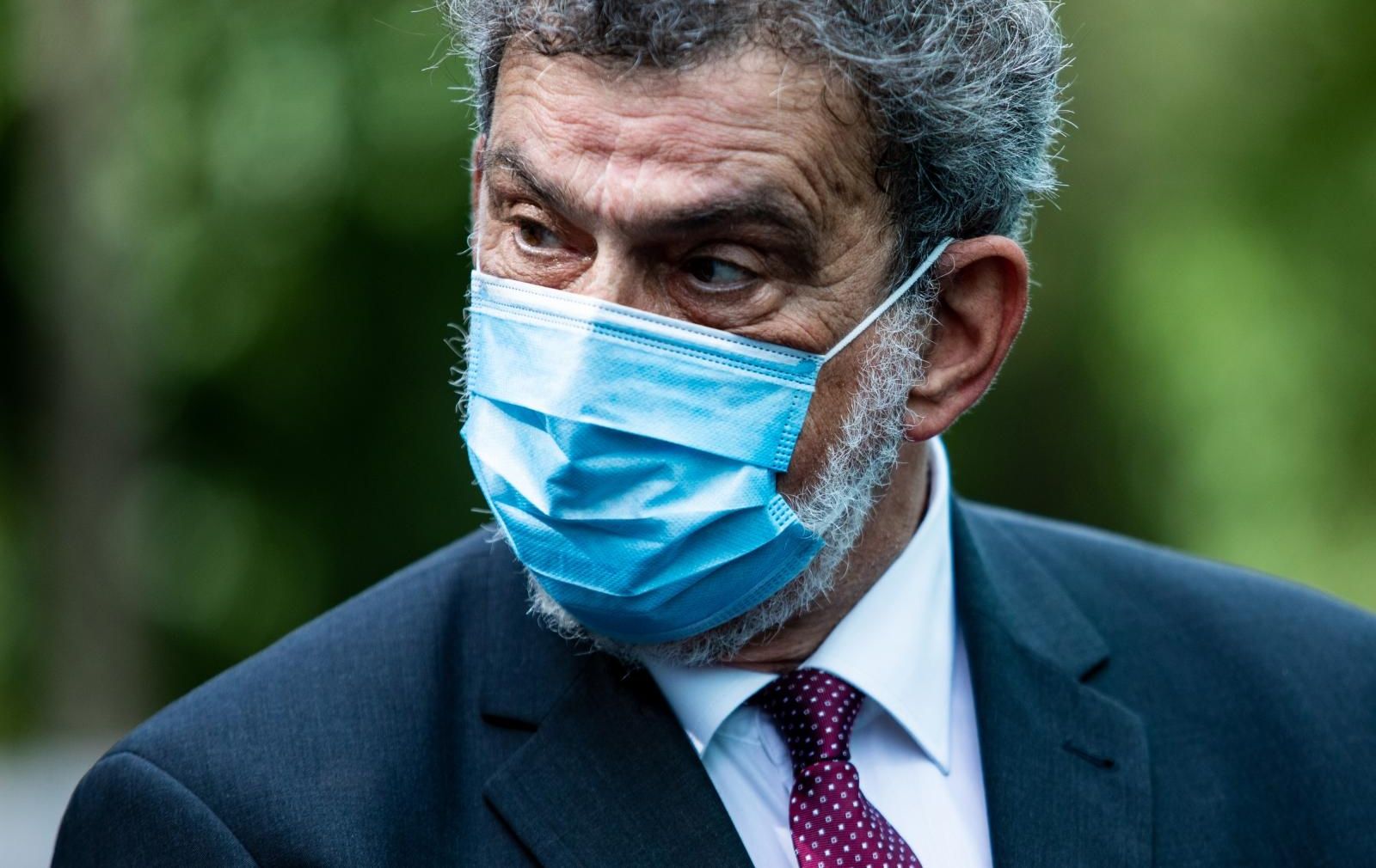 Fuchs otkrio detalje; u školu se vraćaju svi razredi osnovne škole i maturanti, ostali ostaju doma