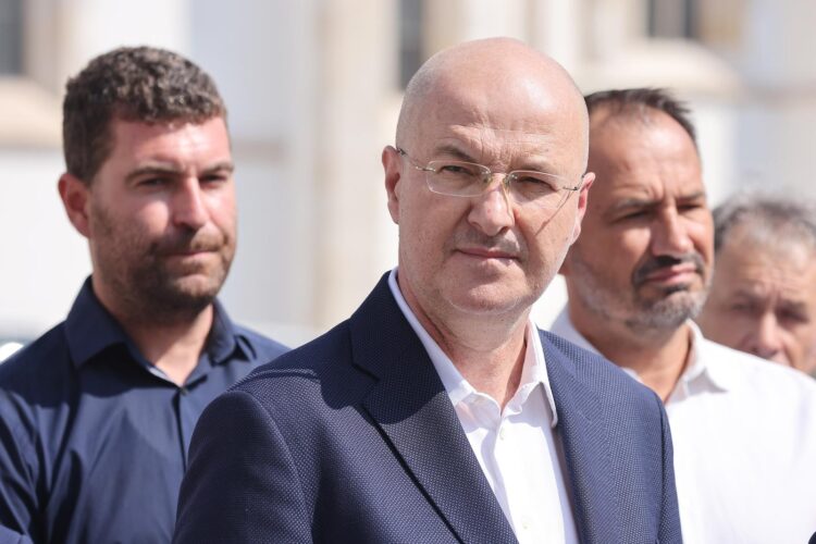 Radić prozvao Penavu: Čega se bojiš, prijatelju?