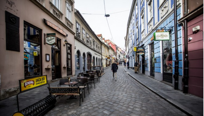 Policija pretražuje i stan za koji se sumnja da ga je Bačić dobio kao mito: ‘Viđao sam ovdje njega i sina‘