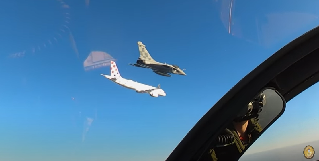 I ONI PONOSNI: Vojni piloti iz Rafalea poslali genijalnu poruku hrvatskim rukometašima