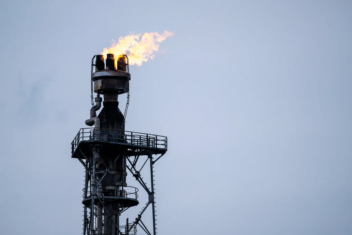 Ukrajinski napadi izazvali požar u rafineriji nafte u Rostovu