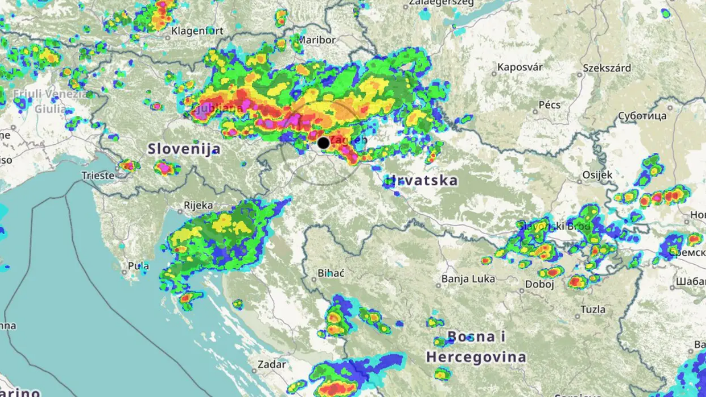 FOTO Pogledajte oluju koja stiže prema Zagrebu: Grmljavinsko nevrijeme zahvatilo je okolicu