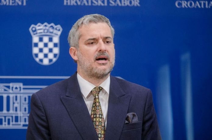 Raspudić: ‘Kako se HDZ izruguje ocu hrvatske književnosti pa tek u travnju proglašava 2021. godinom Marka Marulića’