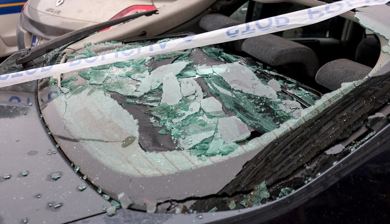 Muškarca opljačkali, prebili i razbili mu auto. Ipak nije počelo prometnom nesrećom