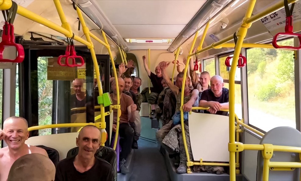 Velika razmjena ratnih zarobljenika: Ruski idu u Moskvu, oglasio se i Zelenski