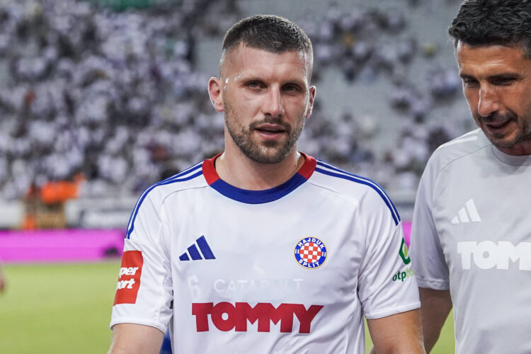 SHNL Lokomotiva prijetila, ali Hajduk je izdržao u napetoj utakmici na Poljudu