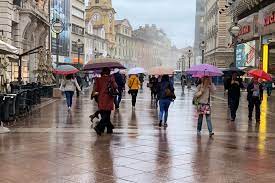 Grmljavinsko nevrijeme zahvatilo riječko područje, grom udario u jednu kuću
