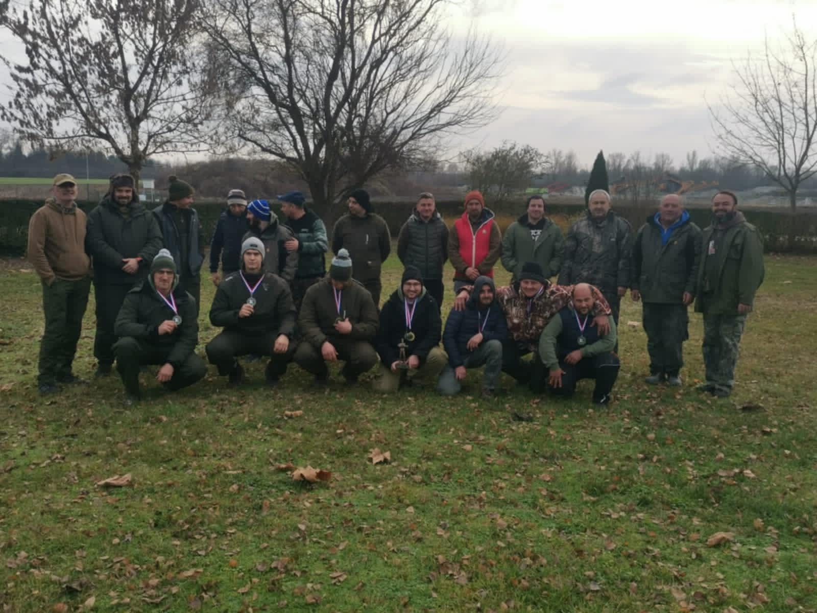 RIBIČI ZA SVOJE SUMJEŠTANE