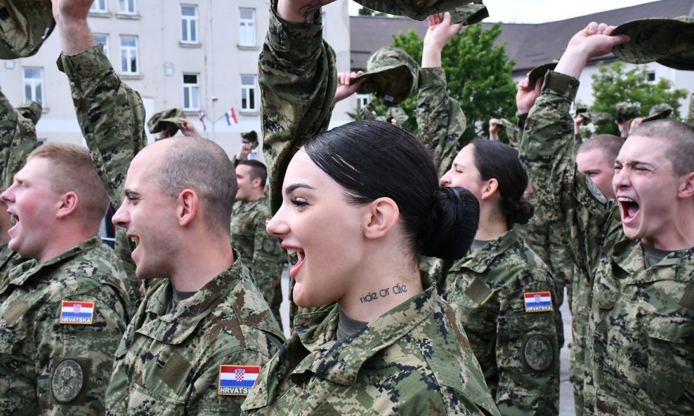 Prisegnulo 154 ročnika u Požegi: "Najvrjedniji resurs Hrvatske vojske su ljudi"