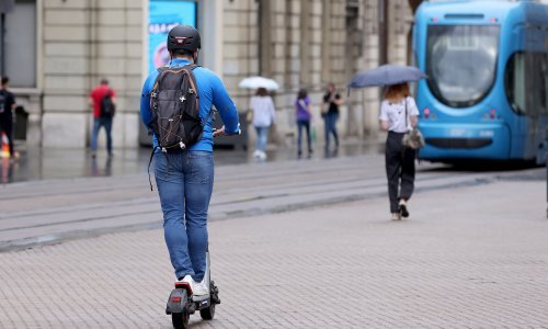 Dječak s Brača bori se za život nakon pada s romobila: Liječnici imaju poruku za roditelje