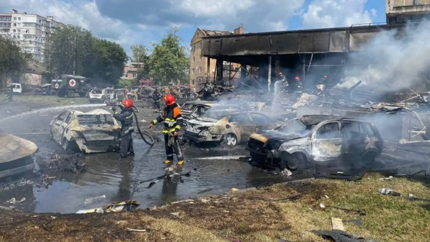 U ruskom raketnom napadu na Vincu ubijeno je 12 ljudi, među njima i dijete: 25 je ozlijeđenih