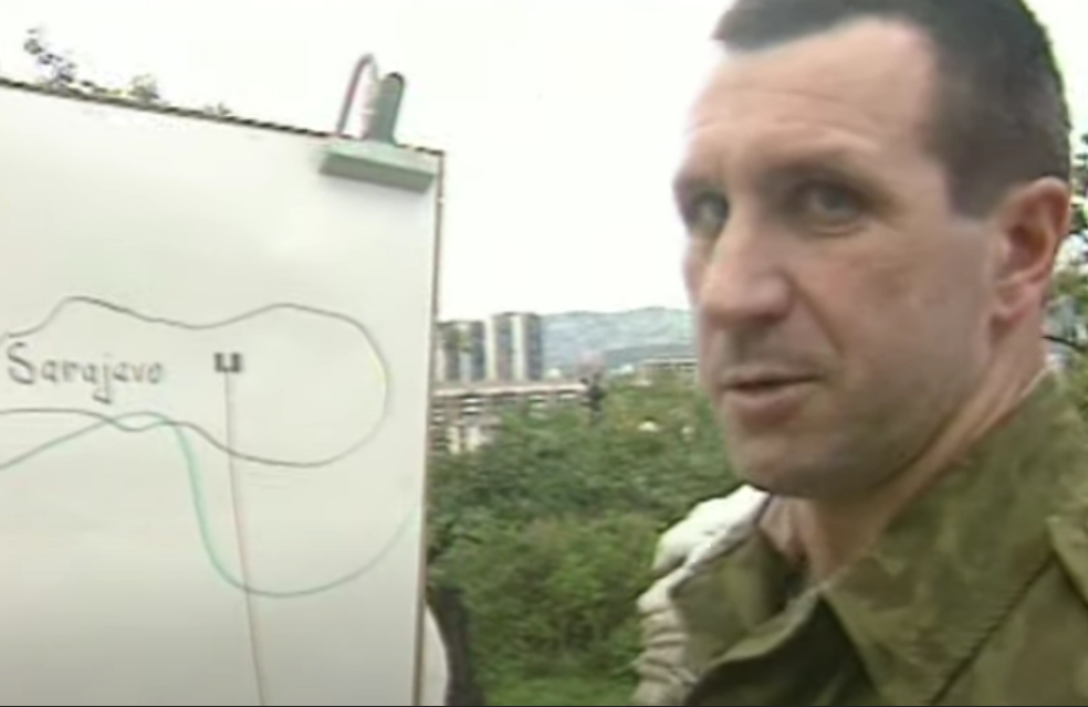 (VIDEO) LAGALI SU I ’95.! RUSKI OFICIR: ‘Srbi nisu raketirali sarajevsku tržnicu’