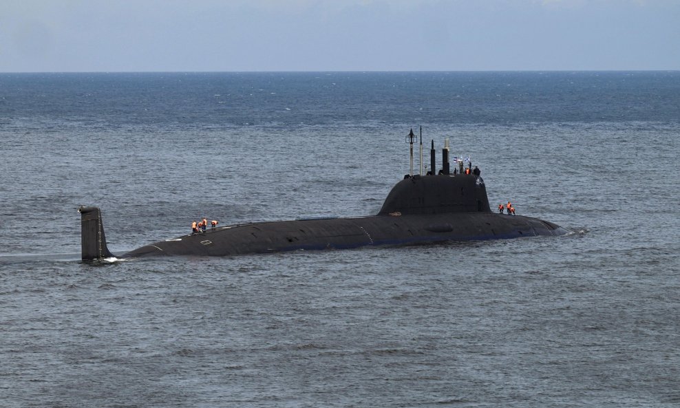 DEMONSTRACIJA SILE  Ruske nuklearne podmornice lansirale projektile u sklopu vježbi u Barentsovom moru