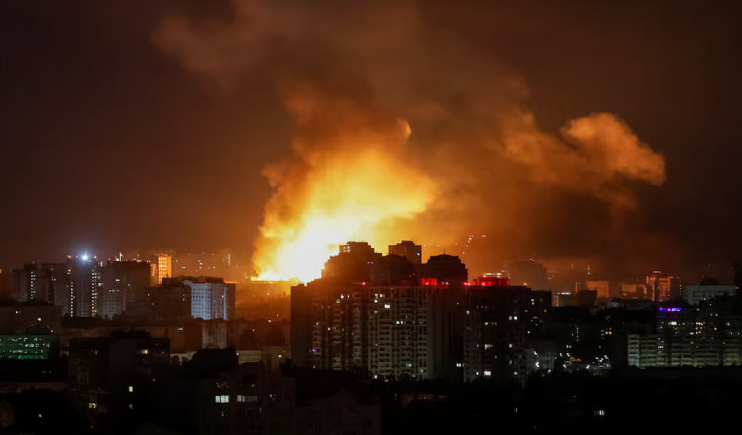 Eskalacija napada dronovima: Rusija tvrdi da je oborila 51 ukrajinski dron, Trump najavljuje mogući sporazum s Moskvom