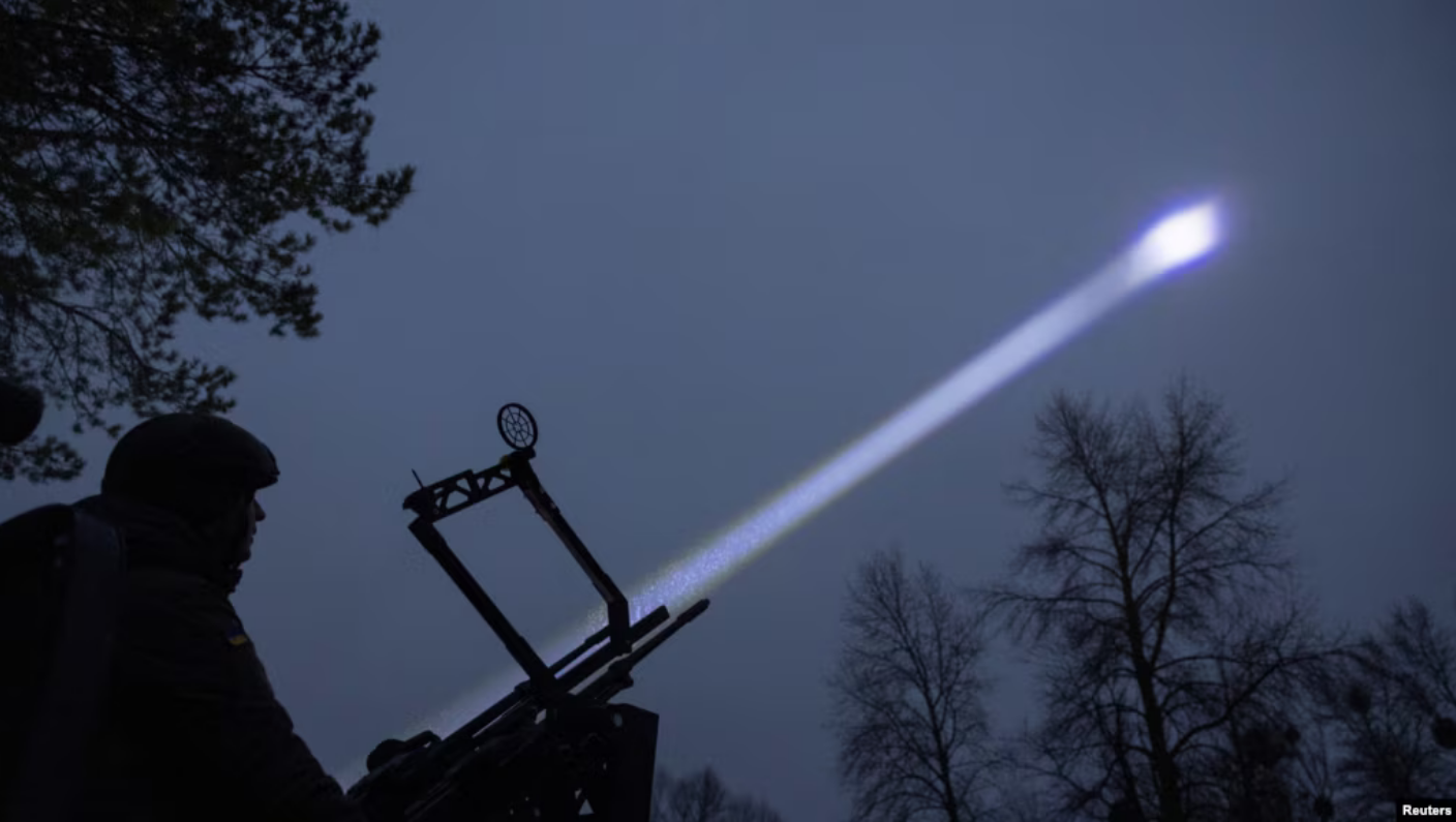 Noć intenzivnih napada dronovima: Protuzračne snage Ukrajine i Rusije odbijale udare