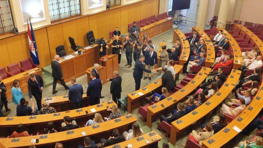 Jandroković šalje zastupnike na dvomjesečni odmor, ali oporba ima druge planove