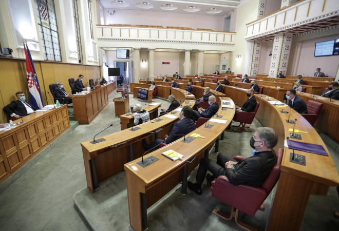 Usvojena Deklaracija o Ukrajini, samo jedna zastupnica ostala suzdržana: Oštra osuda agresije