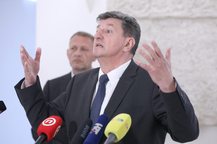 POLITIKA U KRVI Bivši zastupnici masovno se javljaju za članstvo u odborima, rekorder je Željko Sačić