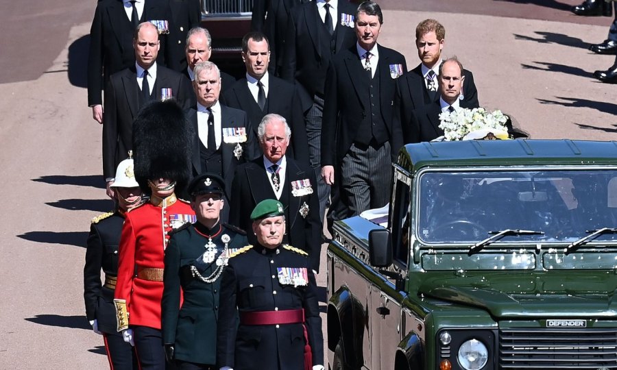 Princ Philip je pokopan, kraljevska obitelj ispratila ga je na posljednji počinak