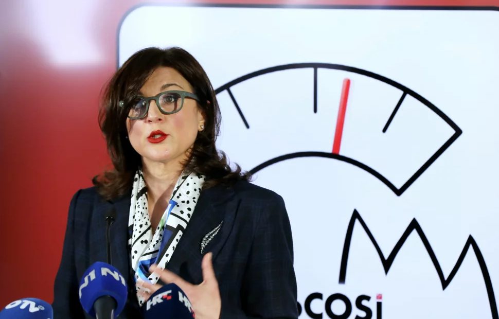 INSPEKCIJA U KLASIČNOJ: Sanja Milanović je tražila dizanje ocjena i za starijeg sina!