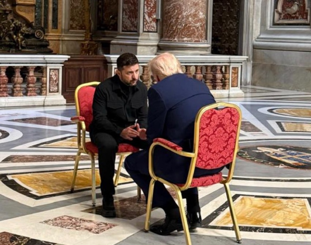 Trump nakon sastanka sa Zelenskim: "Putin me zavlači, previše ljudi umire!"