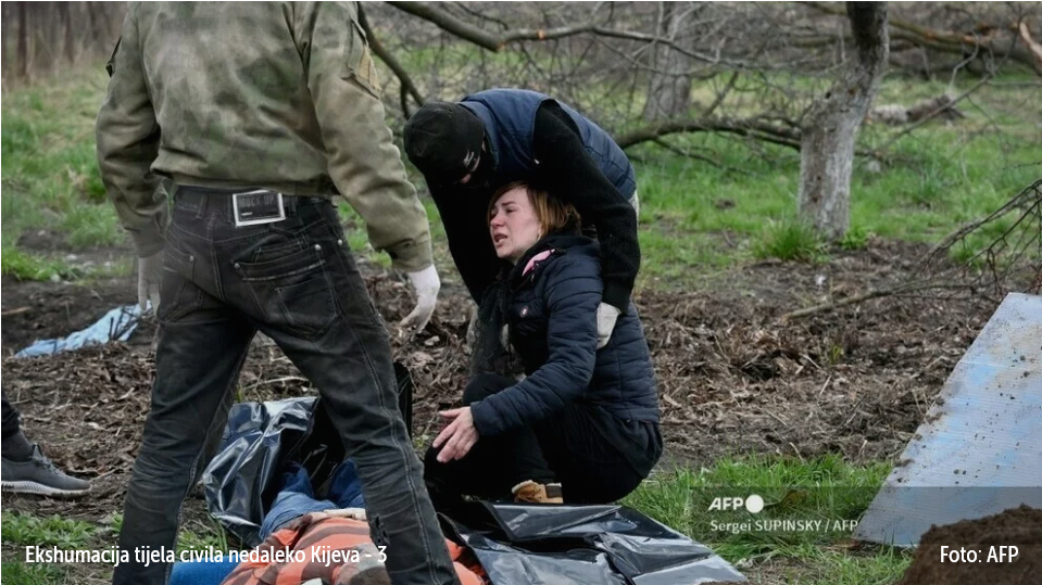 Mučne fotografije iz razorenog sela kraj Kijeva: Doveli ženu da identificira ubijenog supruga