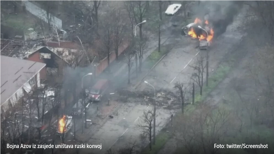 Objavljena zastrašujuća snimka ulične borbe: Bojna Azov iz zasjede uništava ruski konvoj u opkoljenom gradu
