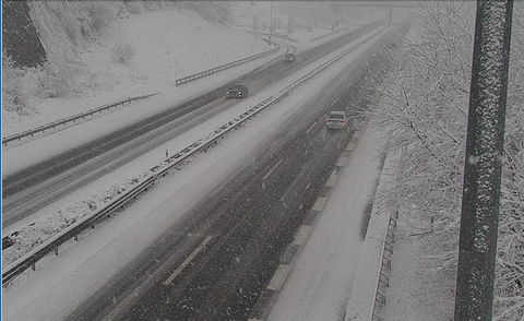 Prometne informacije: Prometne nesreće i zimski uvjeti otežavaju promet u Hrvatskoj