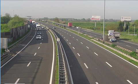 Prometne informacije: Opasnost od naleta na divljač (srna) na autocesti A2 Zagreb-Macelj na čvoru Zaprešić u smjeru Zagreba
