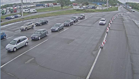 Srbija blokirala autobuse s Kosova na granici s Hrvatskom