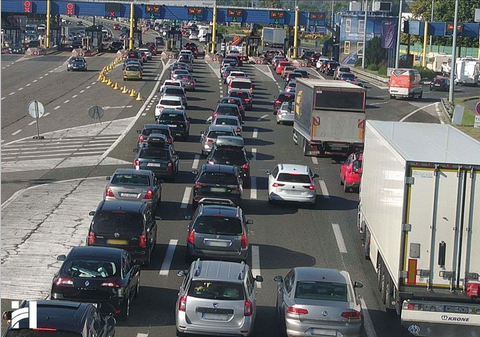 Prekinut promet kroz tunel Sveti Ilija, vozači trebaju prilagoditi vožnju uvjetima na cestama