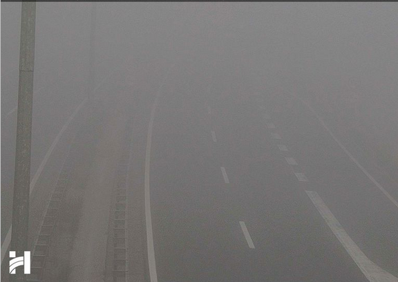 HAK upozorava: Usporena vožnja, poledica i magla stvaraju izazove na cestama