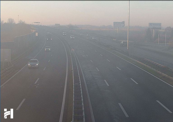 HAK: Poledica i magla usporavaju promet