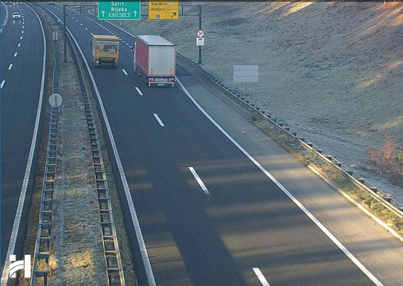 Oprez na cestama: Vlažni kolnici i magla