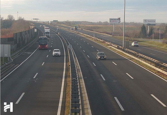 Oprez na cestama: Poledica, radovi i zastoje otežavaju promet