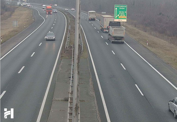 HAK: Prometne nesreće i vremenski uvjeti uzrokuju probleme vozačima