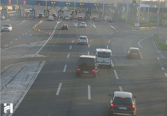 Pojačan promet pred Uskrs: HAK upozorava na gužve, čekanja na granicama i otežane uvjete na cestama