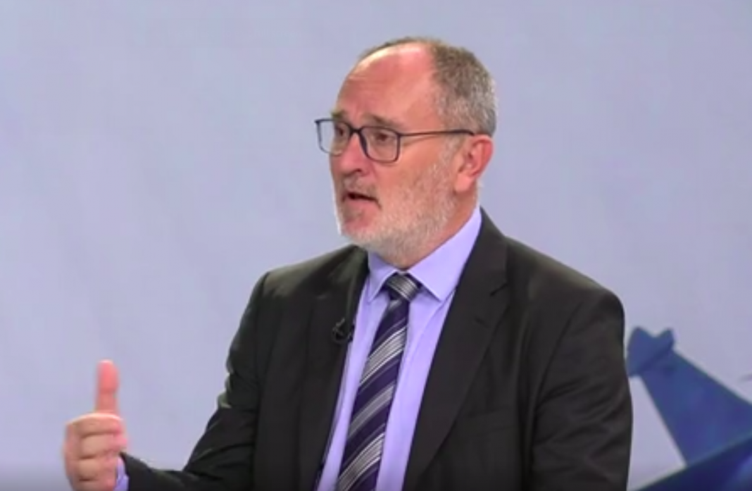 Cvrtila o nabavi borbenih zrakoplova, kopnenoj vojsci, potrebi obnove ratne mornarice…