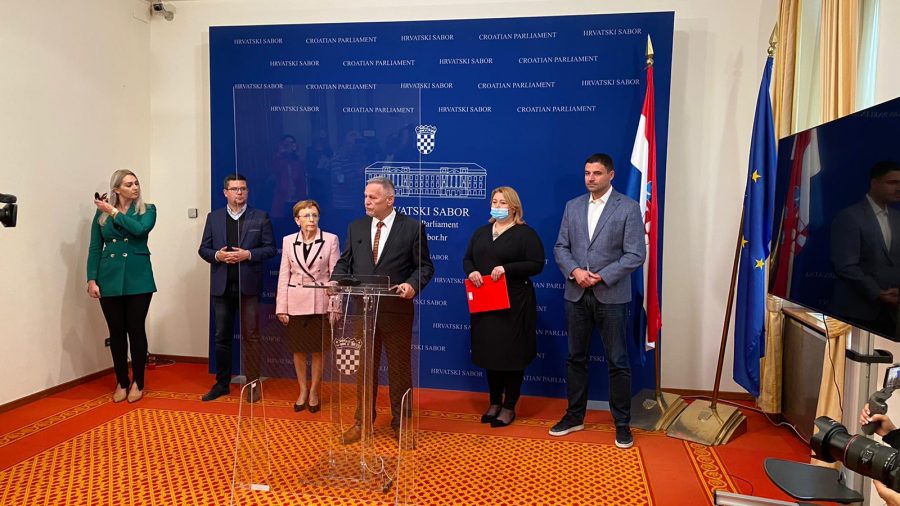 Izbačeni SDP-ovci osnovali svoj Klub: Od SDP-a je ostala samo “partija”